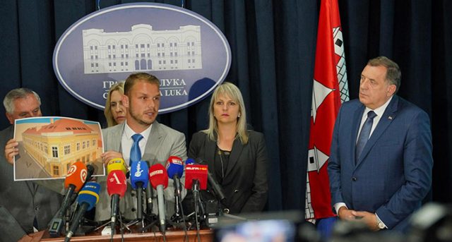 Banja Luka: Održan sastanak Stanivukovića i Dodika
